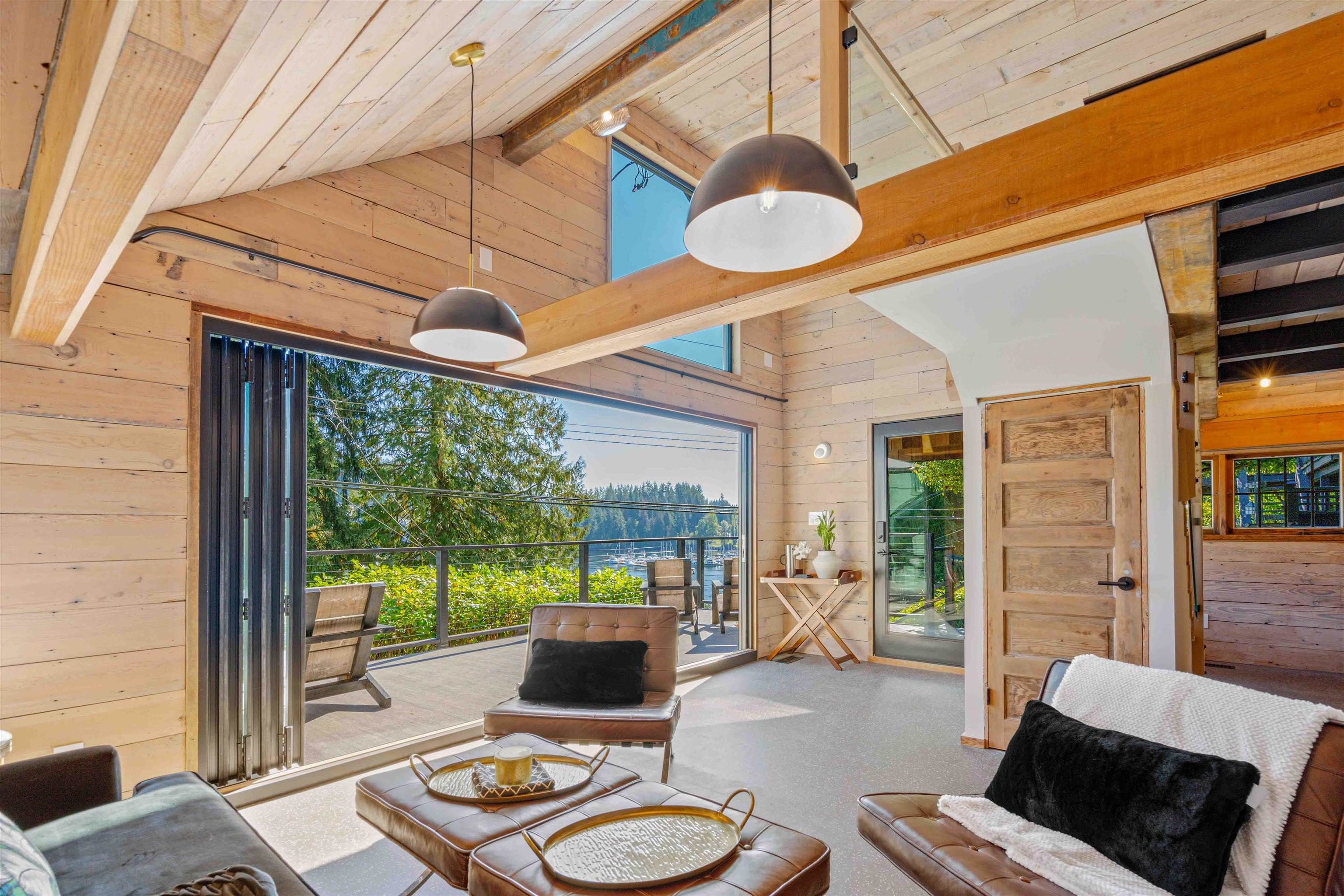 New property listed in Deep Cove, North Vancouver